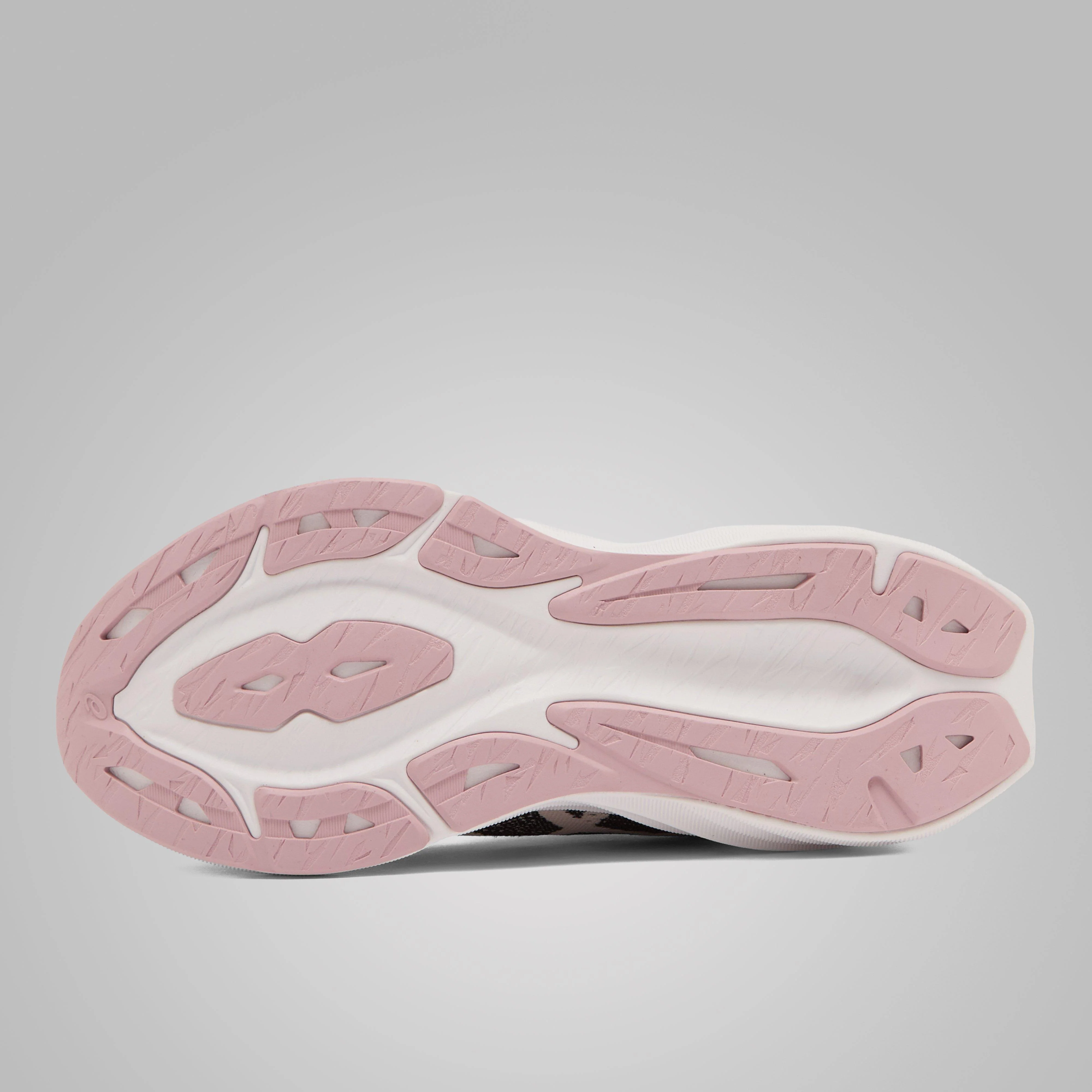 Women’s Dynablast 5 Running Shoes - Image 3